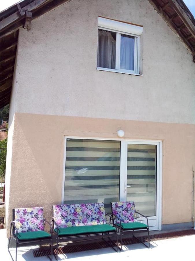 Apartmani U Guci Guča Kültér fotó